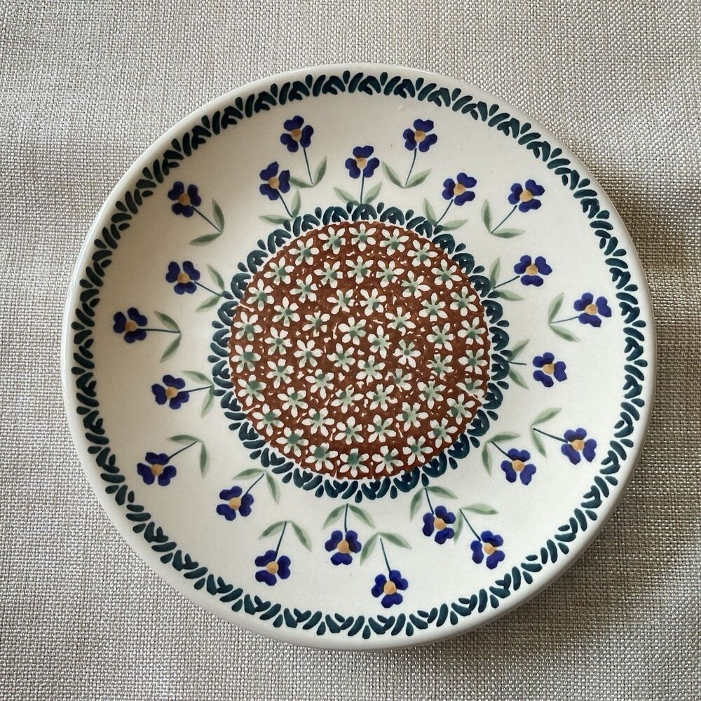 Polish Pottery Salad & Dessert Plate 8.5" Blue Flowers Green Leaves Red